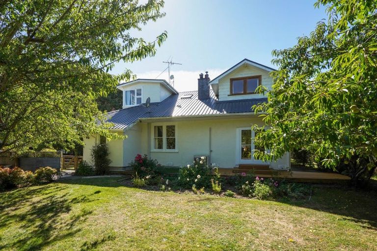 Photo of property in 441 Hurunui Mouth Road, Domett, Cheviot, 7383