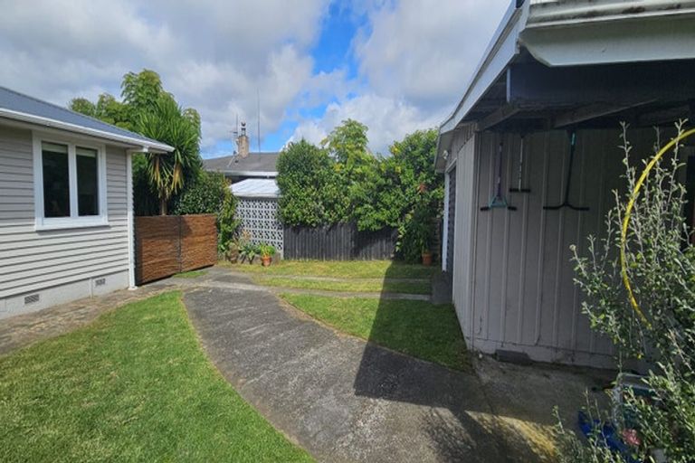 Photo of property in 60 Kingswood Road, Brookfield, Tauranga, 3110