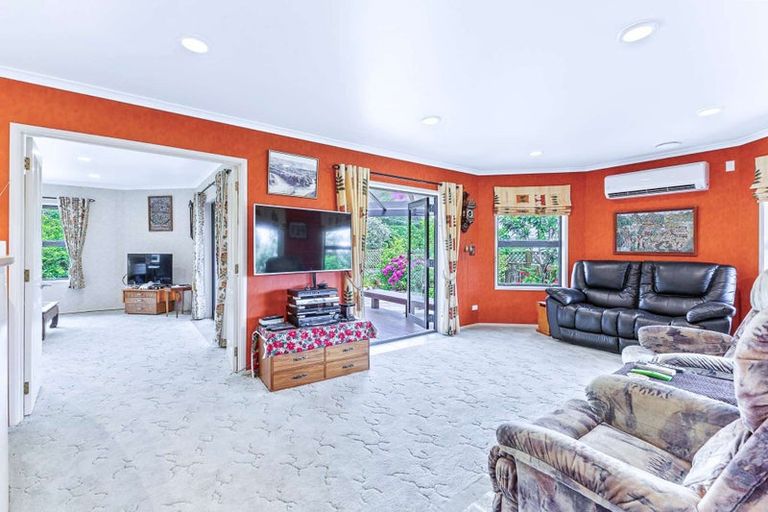 Photo of property in 520 Manutahi Road, Lepperton, New Plymouth, 4373