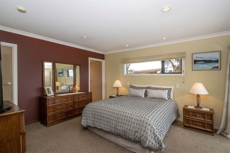 Photo of property in 22 De Castro Drive, Blenheim, 7201