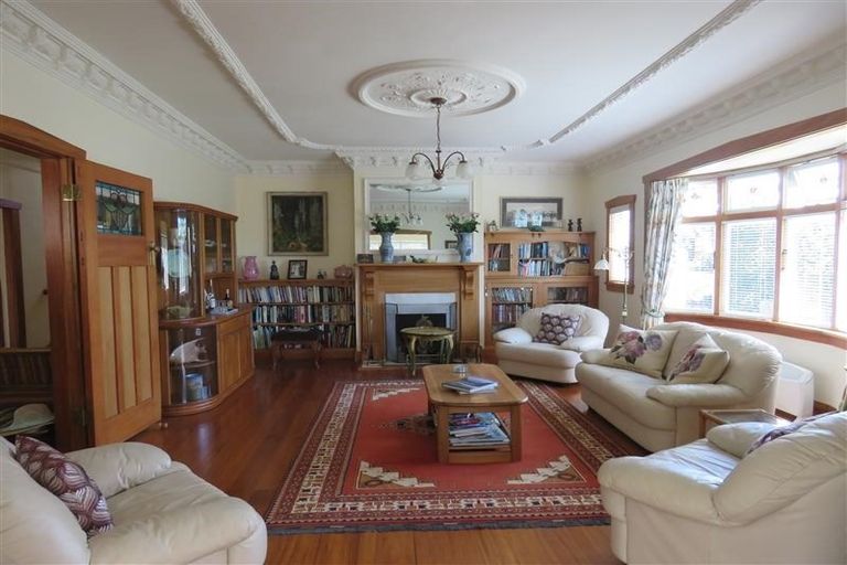 Photo of property in 41 Barrett Street, Westown, New Plymouth, 4310