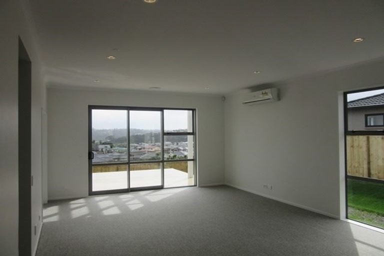 Photo of property in 13 Mauku Lane, Greenhithe, Auckland, 0632