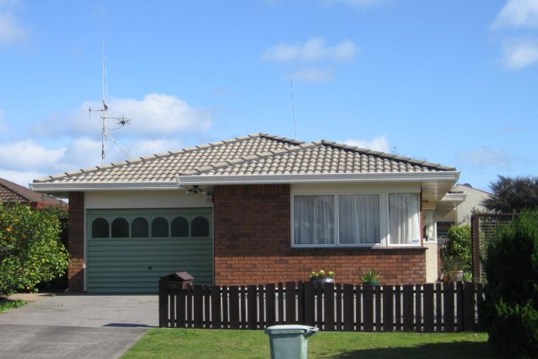 Photo of property in 329 Grenada Street, Papamoa Beach, Papamoa, 3118