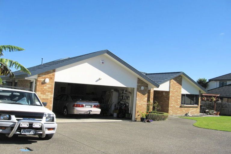 Photo of property in 172 Hill Road, Manurewa, Auckland, 2105