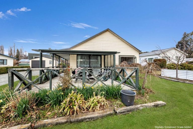 Photo of property in 32 Scotswood Street, Waikaia, 9778