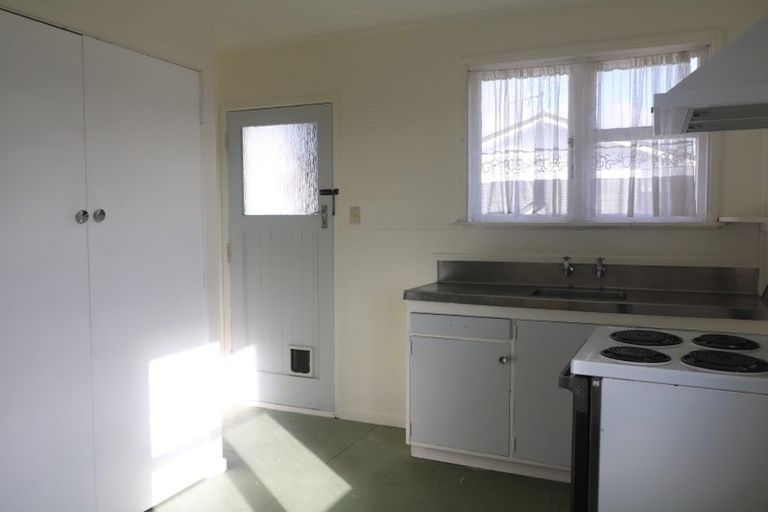 Photo of property in 2 Joseph Grove, Elderslea, Upper Hutt, 5018