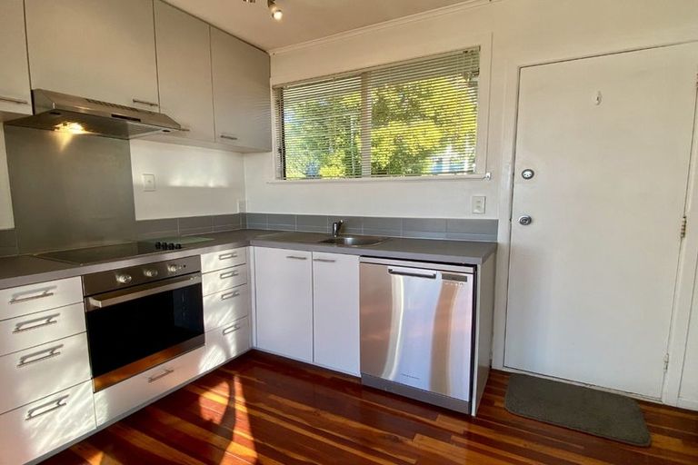 Photo of property in 3/165 Hinemoa Street, Birkenhead, Auckland, 0626