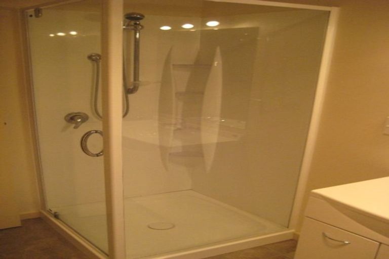 Photo of property in 18 Reeve Street, Levin, 5510