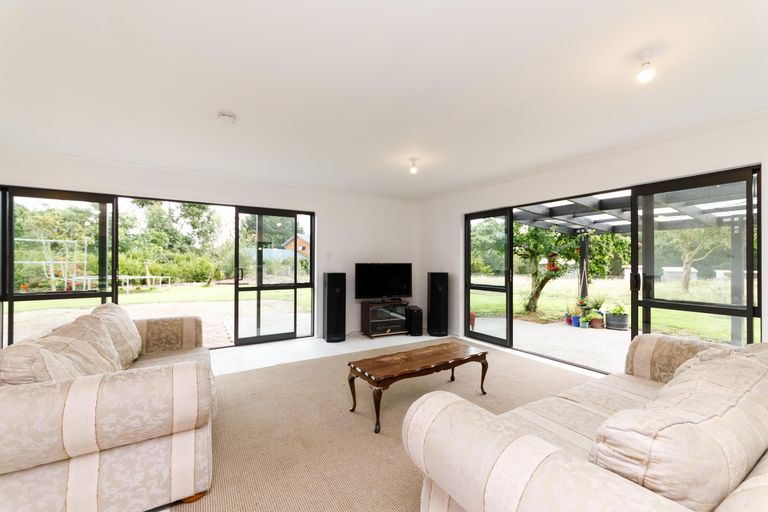 Photo of property in 929b Reid Line East, Bunnythorpe, Palmerston North, 4481