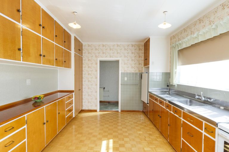 Photo of property in 15 Anglesey Place, Awapuni, Palmerston North, 4412