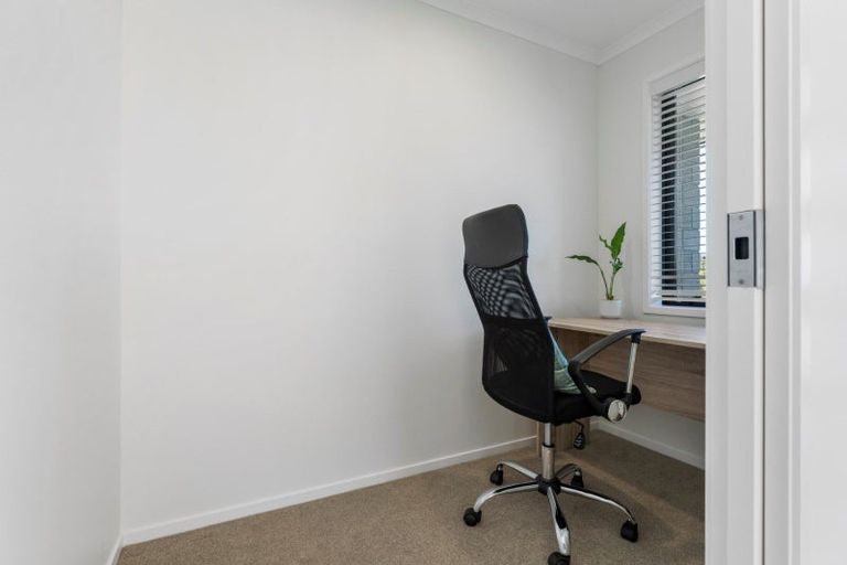 Photo of property in 83 Whakaturou Crescent, Pyes Pa, Tauranga, 3112