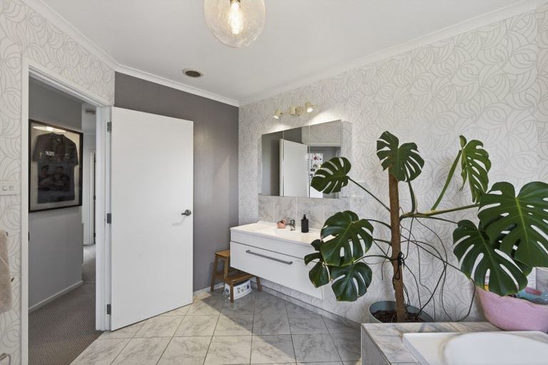 Photo of property in 287 Lincoln Road, Inglewood, 4389