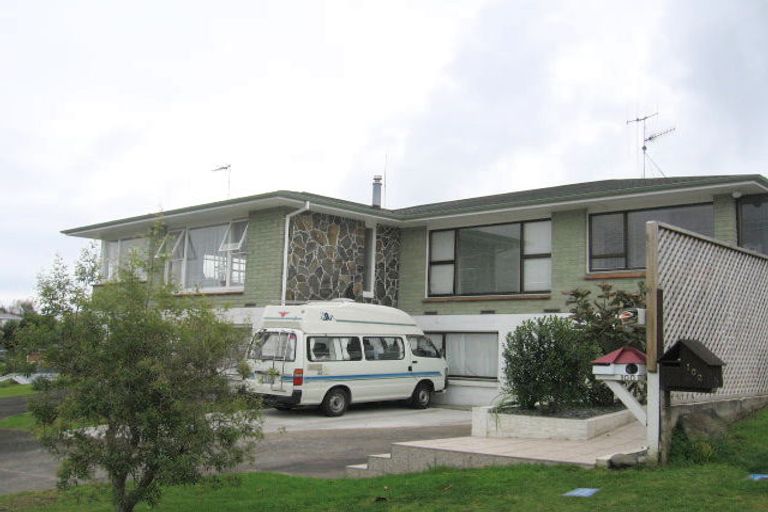 Photo of property in 100 Pillans Road, Otumoetai, Tauranga, 3110