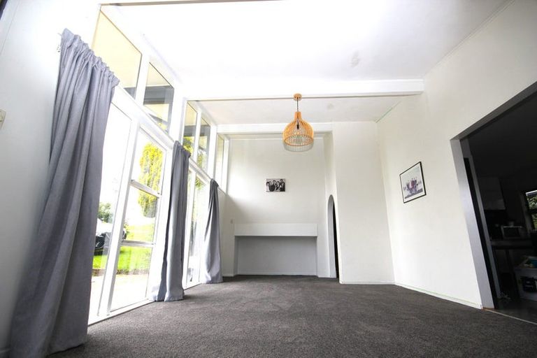 Photo of property in 2a Hammond Avenue, Hatfields Beach, Orewa, 0931