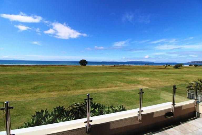 Photo of property in 130 Puka Crescent, Matarangi, Whitianga, 3592