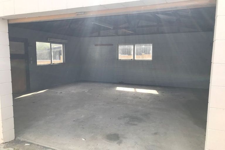 Photo of property in 15 Pixie Place, Pakuranga Heights, Auckland, 2010