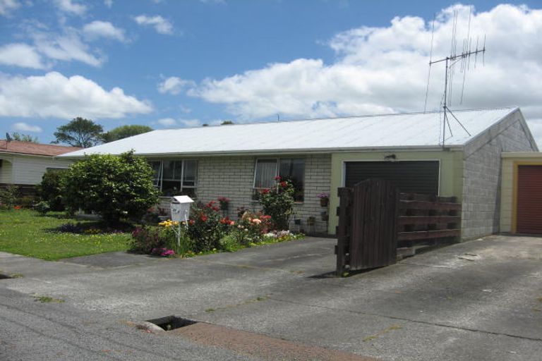 Photo of property in 32 Camden Street, Feilding, 4702