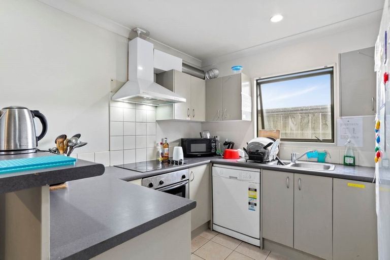 Photo of property in 75l Hill Street, Onehunga, Auckland, 1061