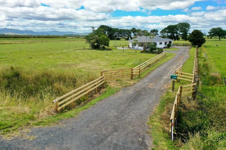 Photo of property in 40 Old Ferry Road, Orongo, Thames, 3574