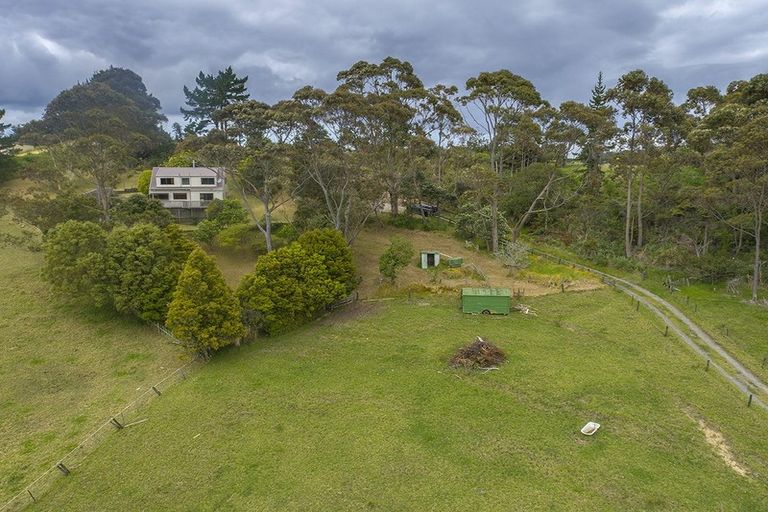 Photo of property in 136 Mclachlan Road, Kaukapakapa, Warkworth, 0984