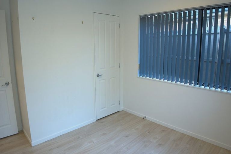 Photo of property in 64 Crossandra Drive, Mangere, Auckland, 2022