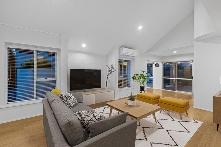 Photo of property in 41a Maygrove Drive, Orewa, 0931