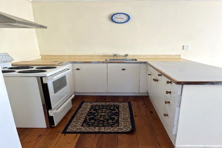 Photo of property in 46 Lincoln Road, Masterton, 5810