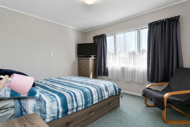 Photo of property in 10 Burns Street, Leamington, Cambridge, 3432