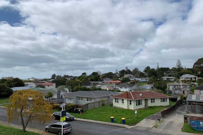 Photo of property in 35 Lingfield Street, Glenfield, Auckland, 0629