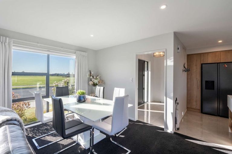 Photo of property in 21 Goldie Drive, Rangiora, 7400