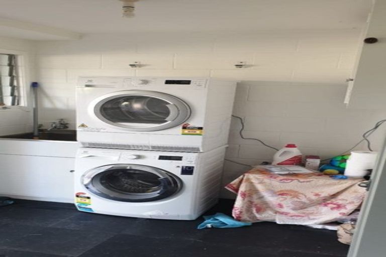 Photo of property in 48 Lynden Avenue, Hillcrest, Auckland, 0627