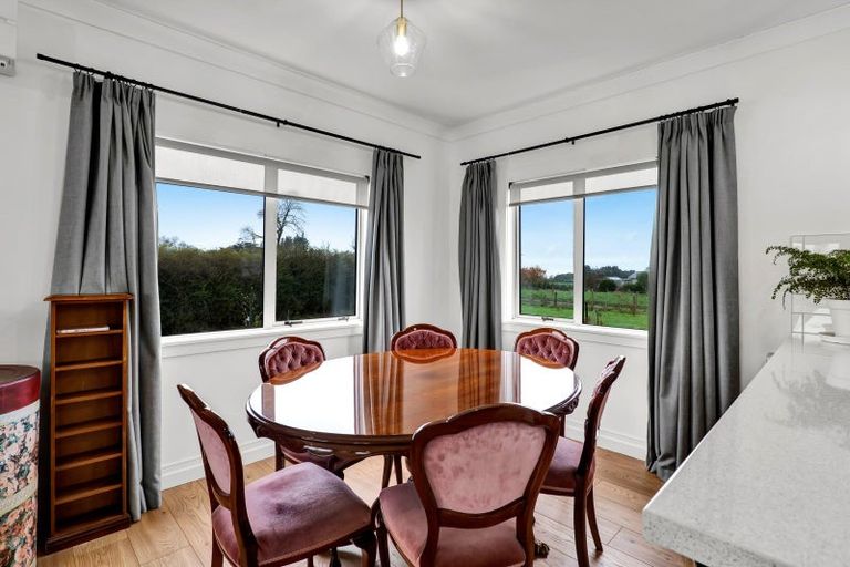 Photo of property in 297 Radnor Road, Midhirst, Stratford, 4394