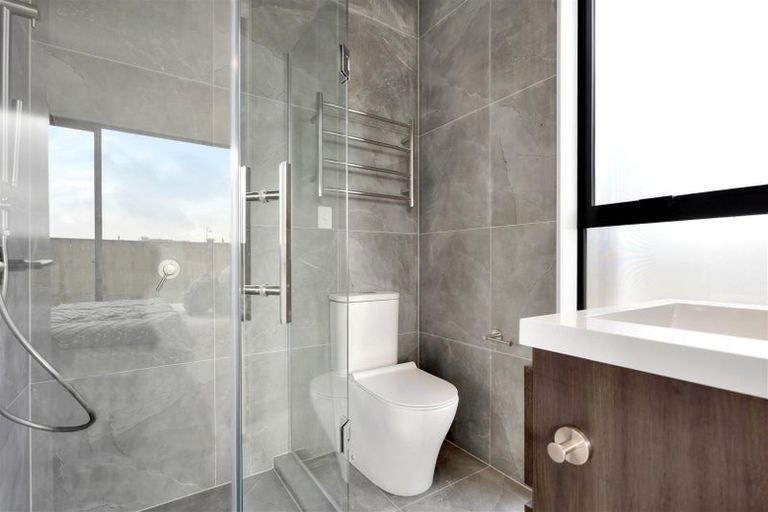 Photo of property in 14 Waka Ama Road, Karaka, Papakura, 2113