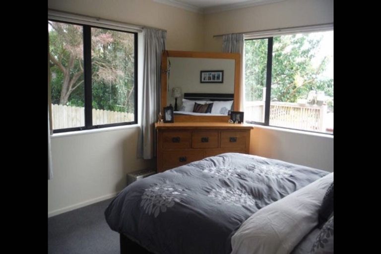 Photo of property in 5 Trillick Place, Tuakau, 2121