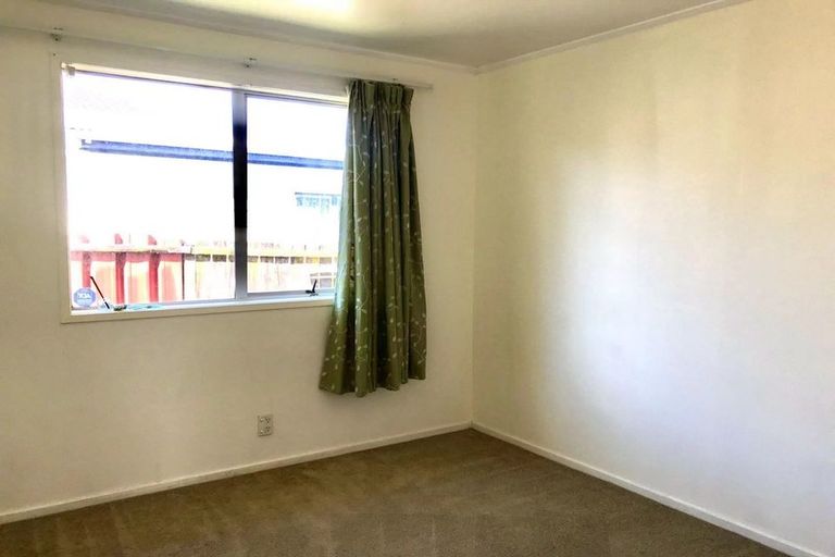 Photo of property in 53 Dissmeyer Drive, Clover Park, Auckland, 2019