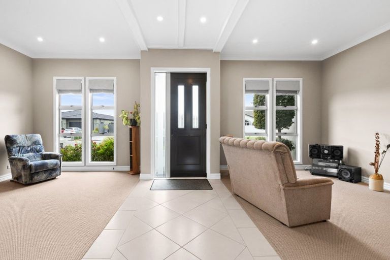 Photo of property in 102 Hunter Drive, Awatoto, Napier, 4110