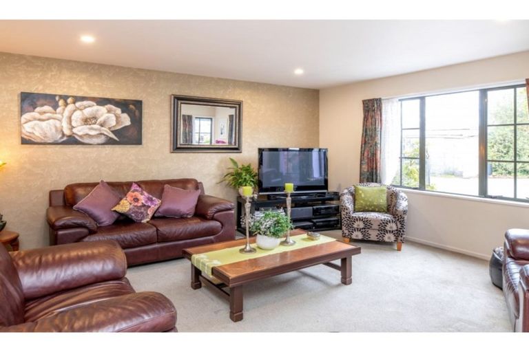 Photo of property in 46a Division Street, Riccarton, Christchurch, 8041