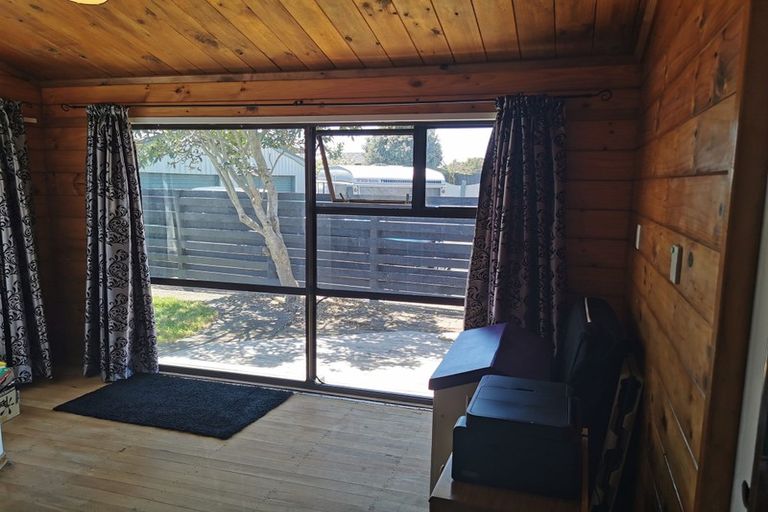 Photo of property in 18 Mcguire Street, Hawera, 4610