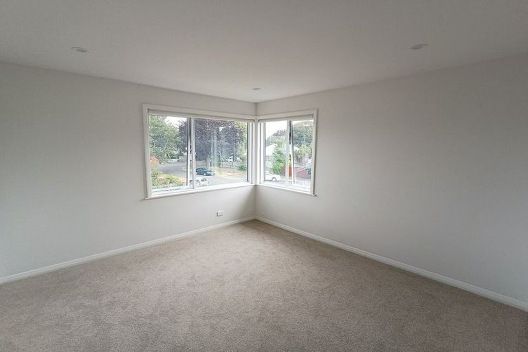 Photo of property in 8 Lyall Place, Bryndwr, Christchurch, 8053