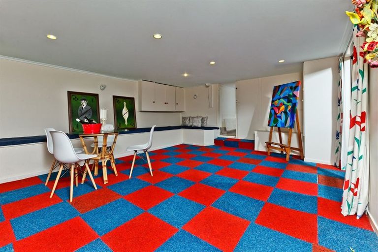 Photo of property in 465 Beach Road, Murrays Bay, Auckland, 0630