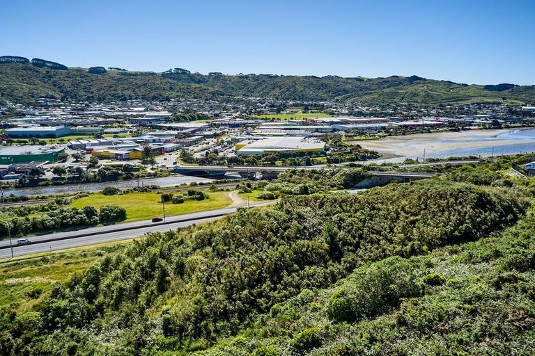 Photo of property in 16a Omaka Place, Aotea, Porirua, 5024