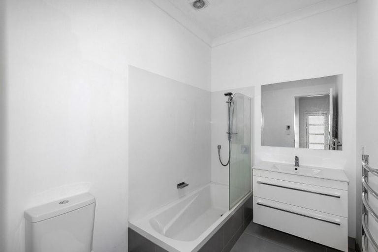 Photo of property in 19 Charlotte Avenue, Brooklyn, Wellington, 6021