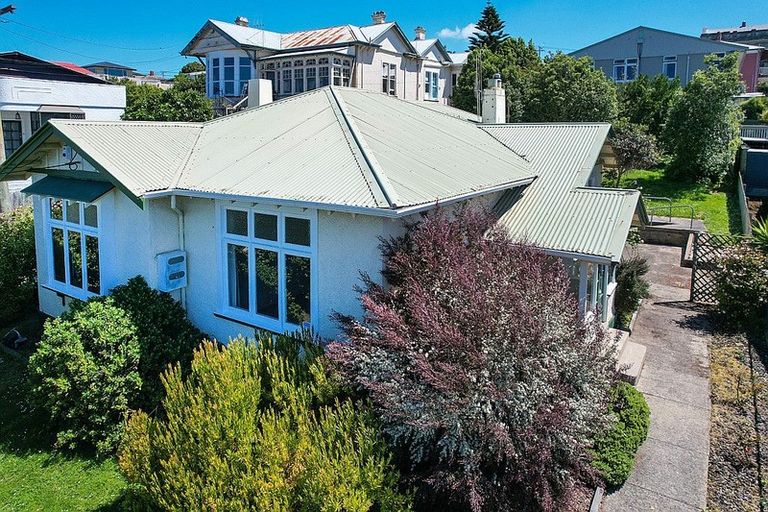 Photo of property in 30 Wharfe Street, South Hill, Oamaru, 9400