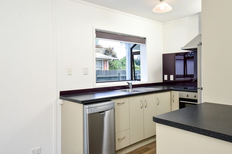 Photo of property in 4a Saint Lukes Place, Bader, Hamilton, 3206