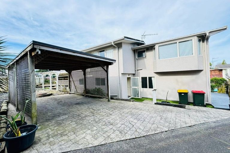 Photo of property in 80p Tirimoana Road, Te Atatu South, Auckland, 0602