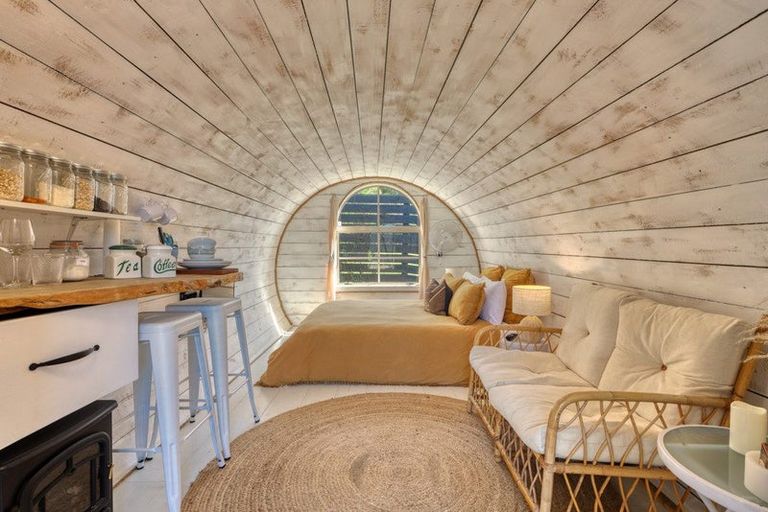 Photo of property in 26a Old Waipu Road, Mangawhai, 0505