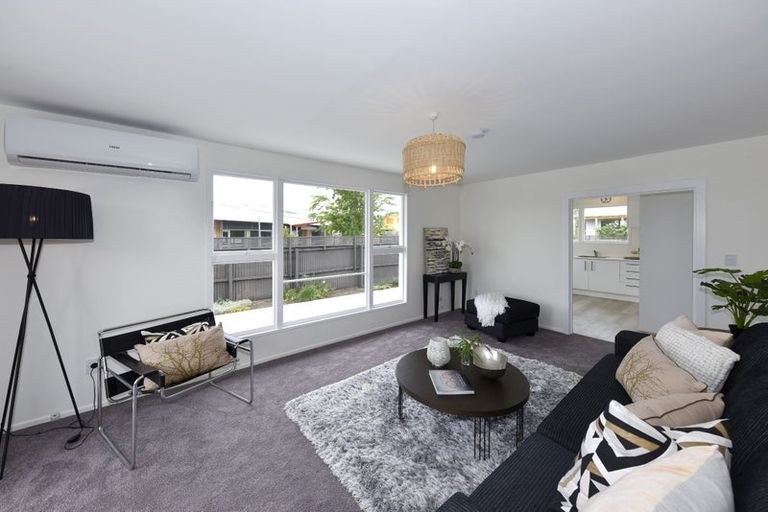 Photo of property in 2/69 Shortland Street, Wainoni, Christchurch, 8061