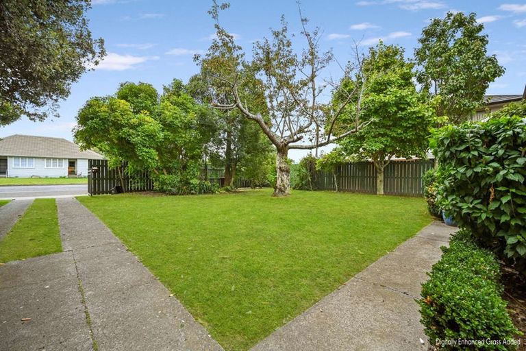 Photo of property in 98 Latham Street, Marewa, Napier, 4110
