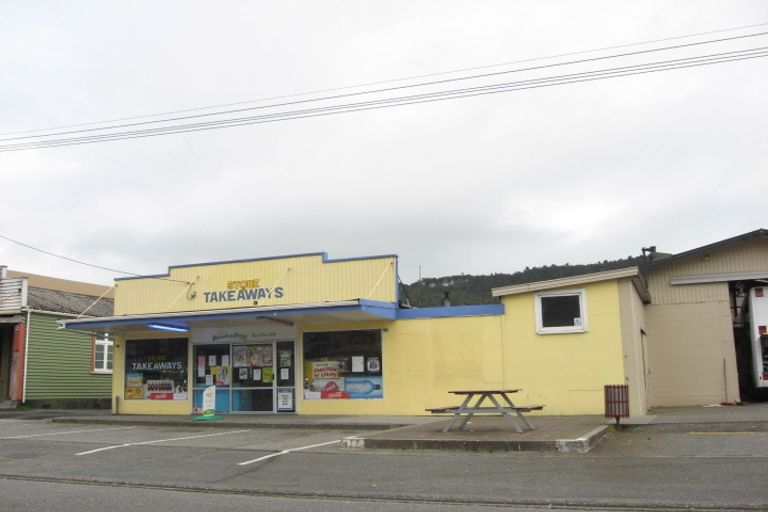 Photo of property in 5 Mcgowan Street, Runanga, 7803