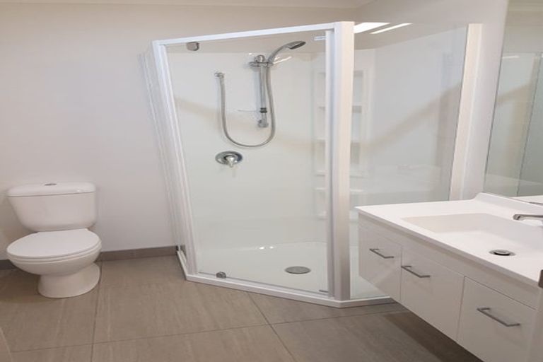 Photo of property in 9 Seafarer Crescent, Stanmore Bay, Whangaparaoa, 0932